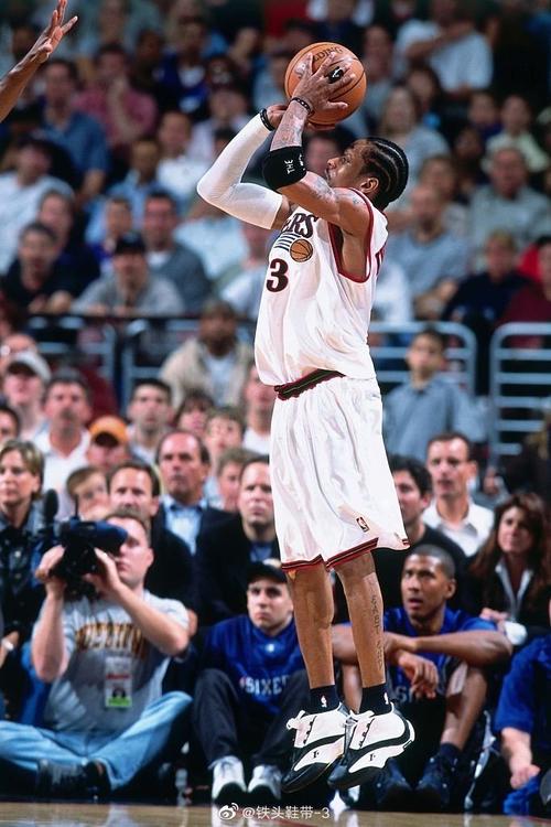 《潜行者2》最新MOD发布 极度真实模拟临终状态