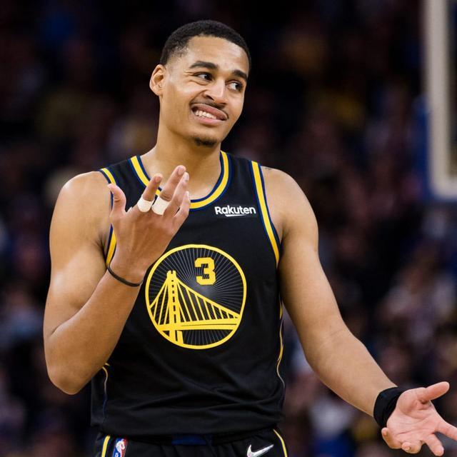 NBA常规赛：哈登率领队伍大逆转，快船126-113客场掀翻尼克斯