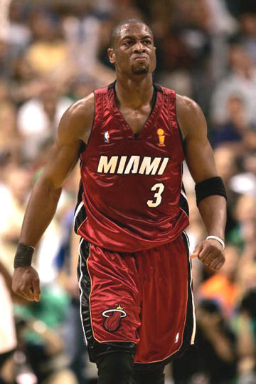 2球3助攻闪耀全场，奥利塞当选拜仁6-2弗赖堡最佳球员