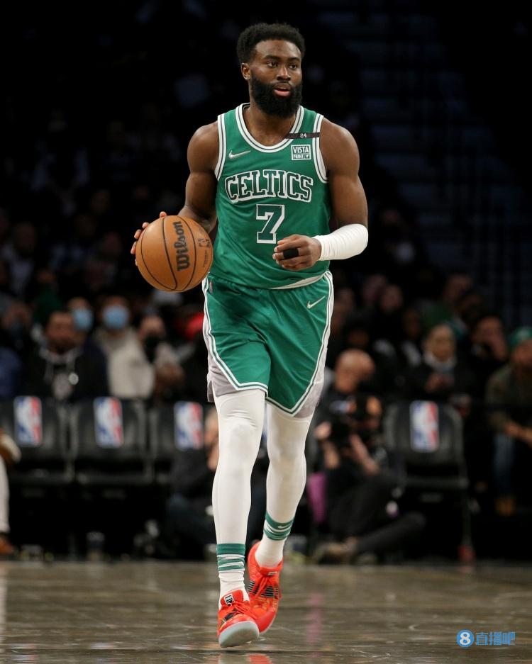 洛杉矶道奇在 2013 年签下韩国投手柳贤振，开启了道奇队在韩国的品牌热潮