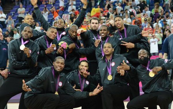 亚精英第六轮最后两场比赛已经结束，申花客场0-1不敌广岛三箭，FC首尔1-1战平墨尔本城。