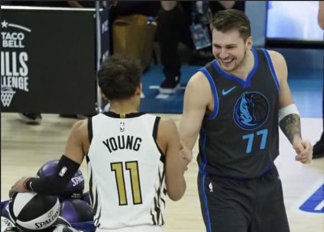 [中超]第30轮：大连英博0-1上海海港 集锦