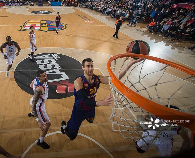 根本防不住！杰曼半场10中7高效轰下20分1板5助1帽