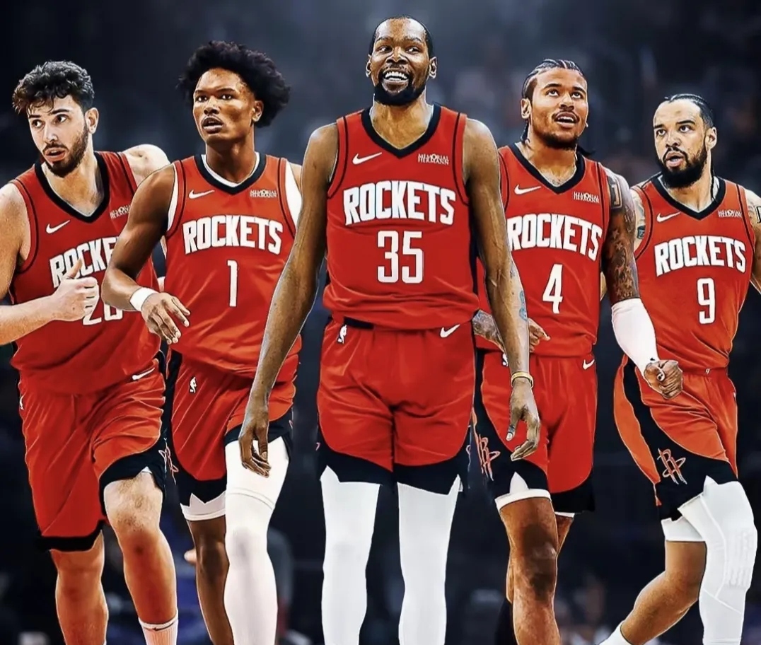 东契奇湖人队球馆训练连续命中三分球