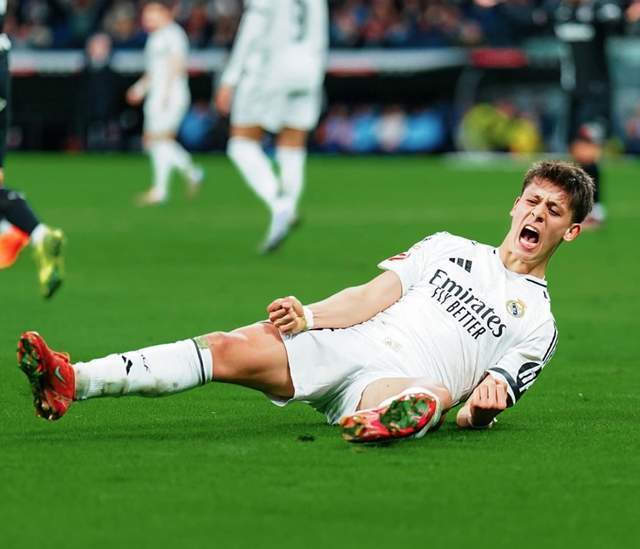 詹俊：稳了！利物浦能击败曼城纽卡，如同定军山之战