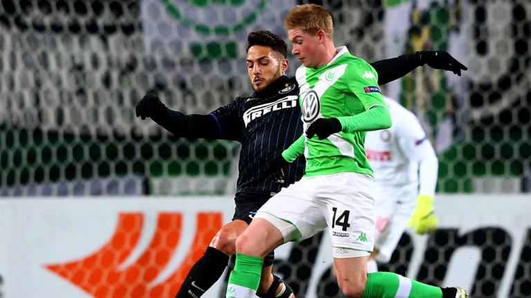 CW：阿森纳求购楚阿梅尼传闻不实，皇马很器重他